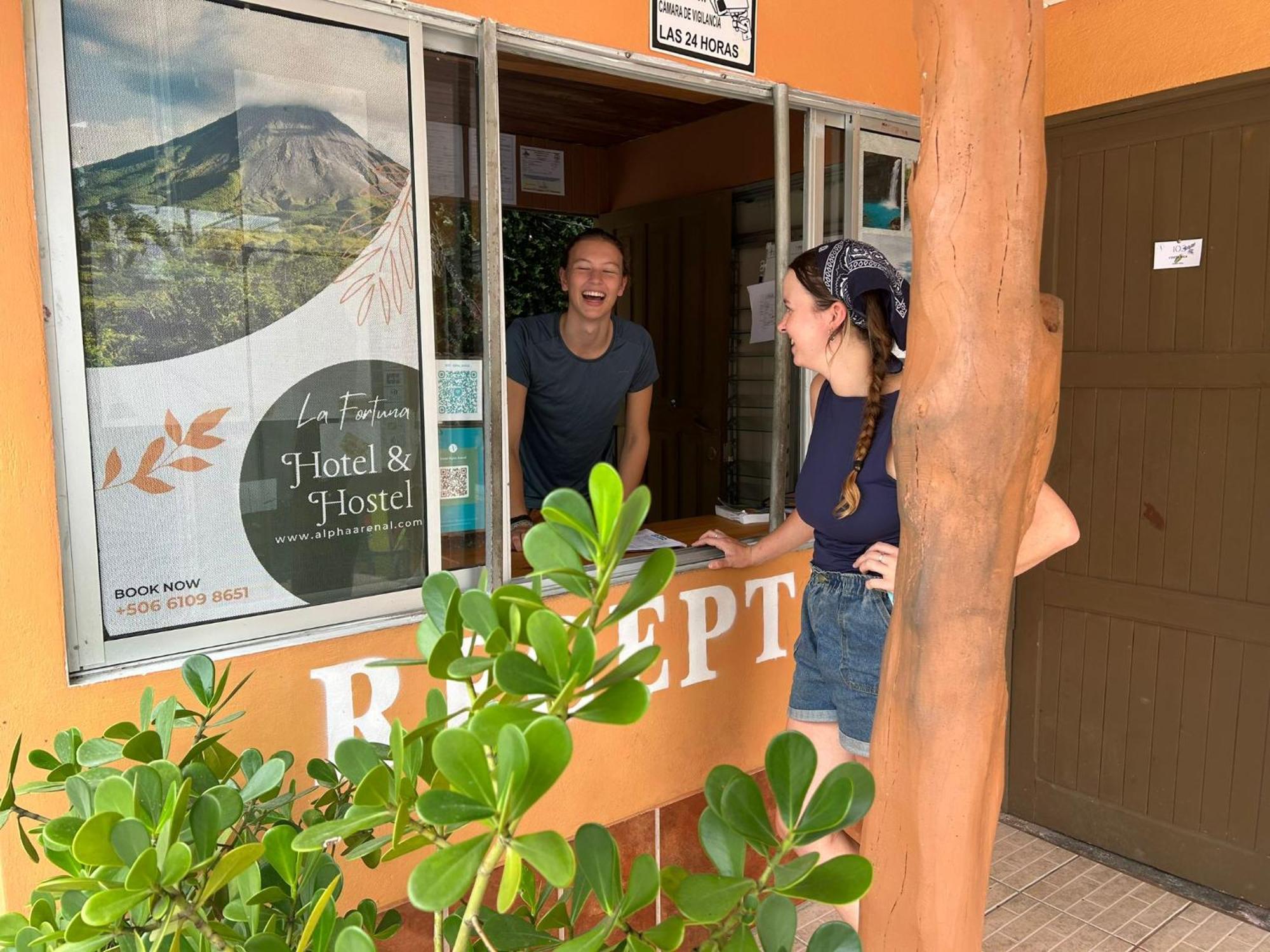 Alpha Arenal Hostel La Fortuna Exterior foto